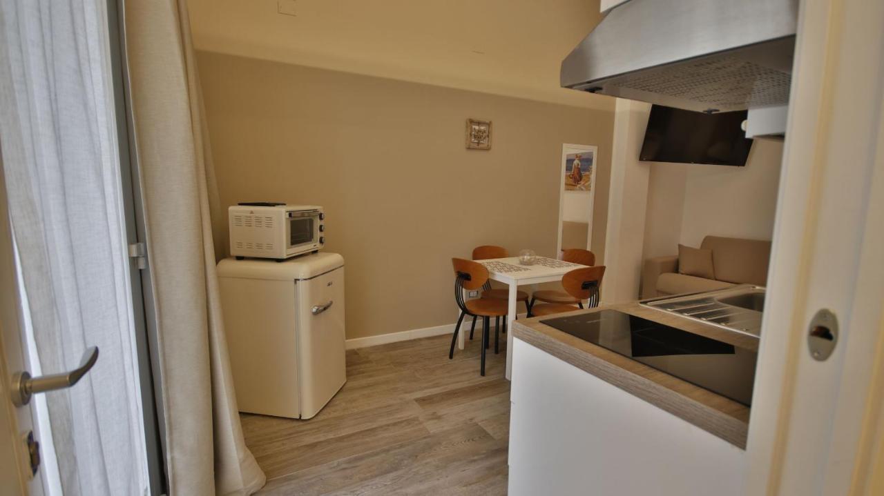 Casa Levante A 75 Mt Dalla Spiaggia Monopoli Exteriér fotografie