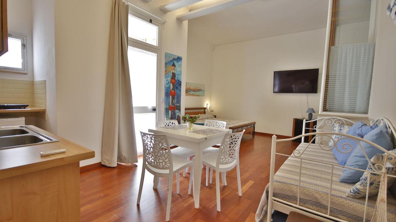 Casa Levante A 75 Mt Dalla Spiaggia Monopoli Exteriér fotografie