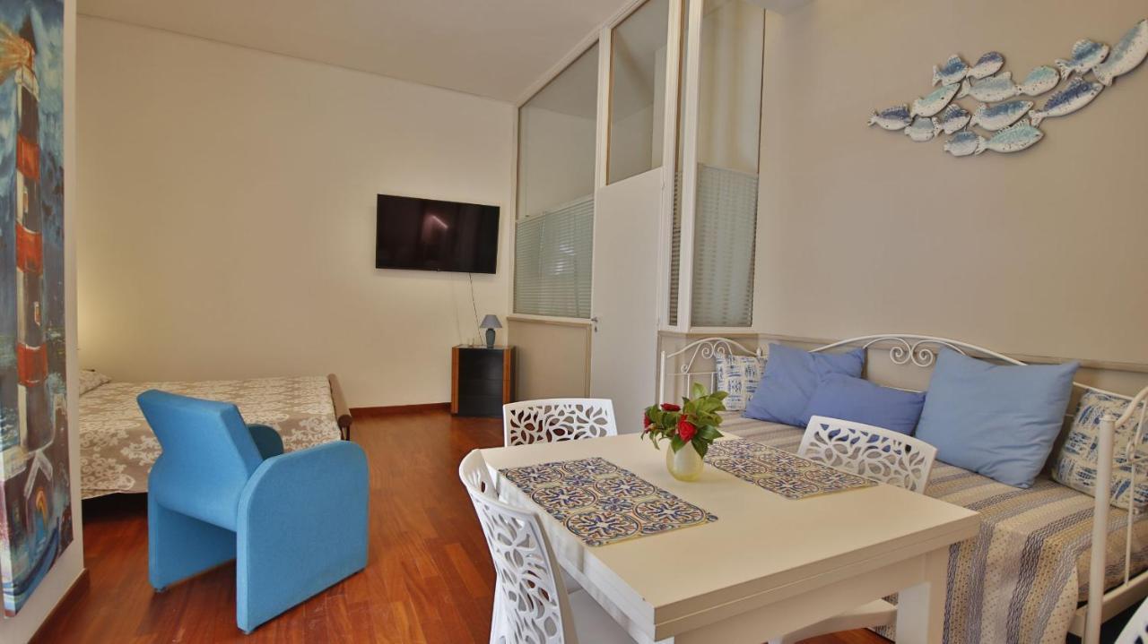 Casa Levante A 75 Mt Dalla Spiaggia Monopoli Exteriér fotografie